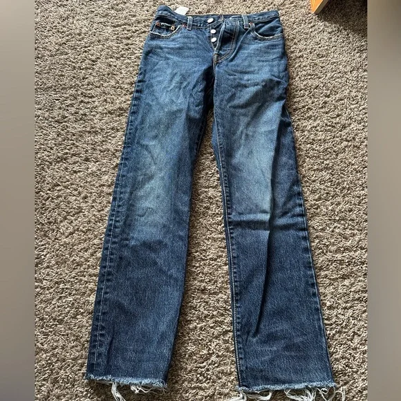 Levi's Dark Blue Cropped Jeans - Picture 2 of 4